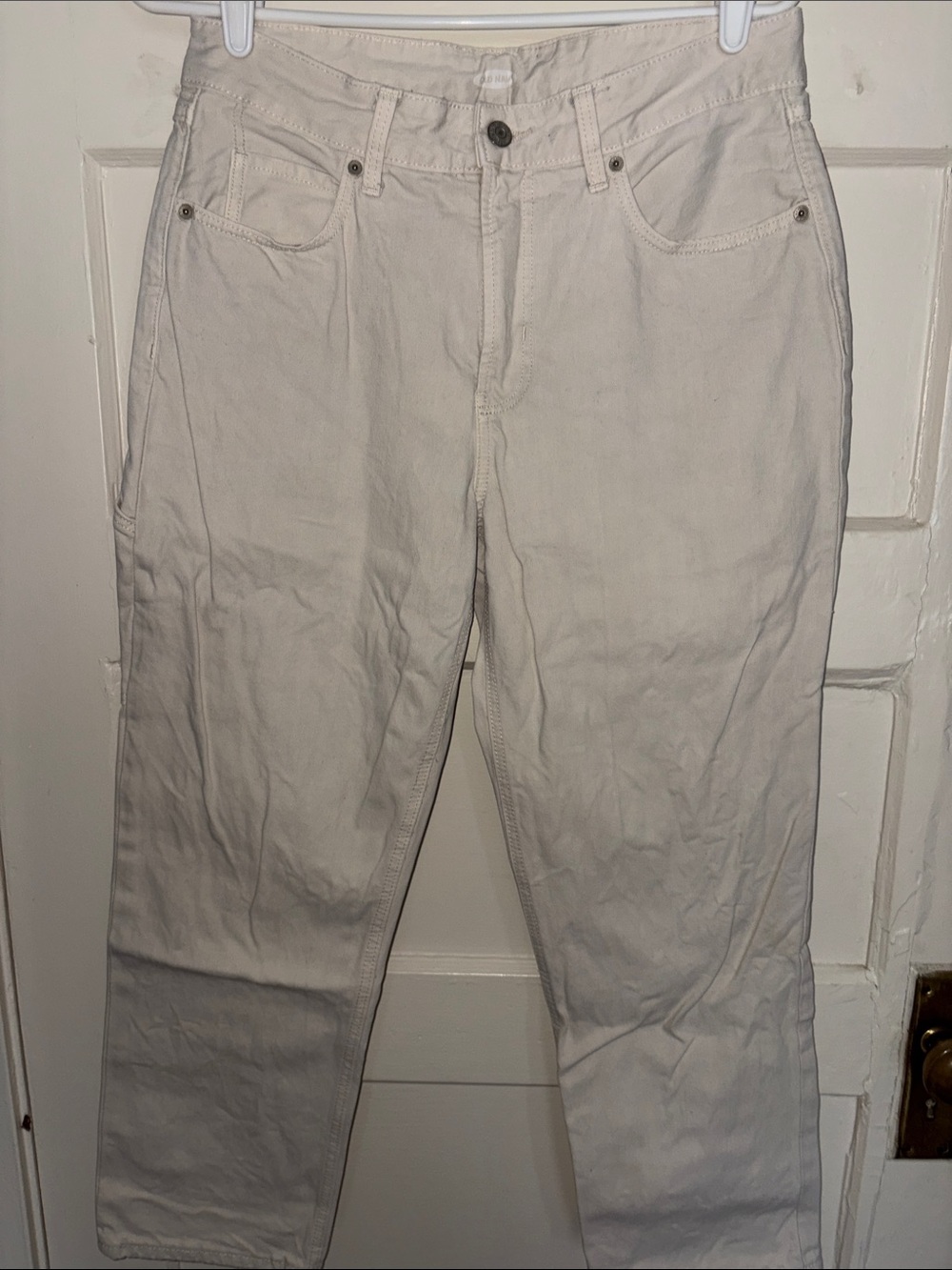 Old Navy Women's Straight Leg Jeans in Off-White/Cream
